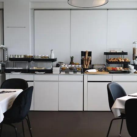 德拉普拉奇乐格兰德酒店 4* 比斯卡罗斯海滩