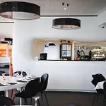 Le Grand De La Hotel