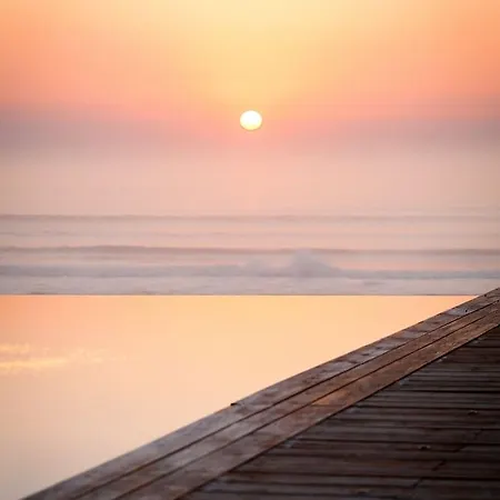 Le Grand De La Hotel