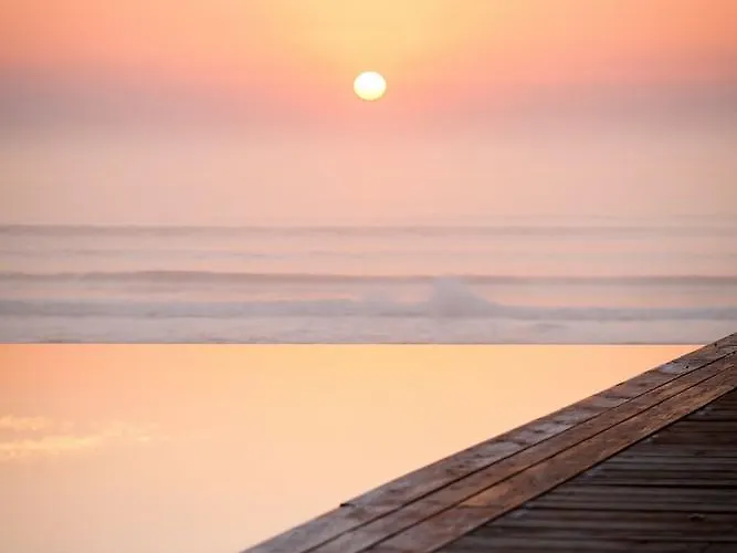 Le Grand De La Hotel