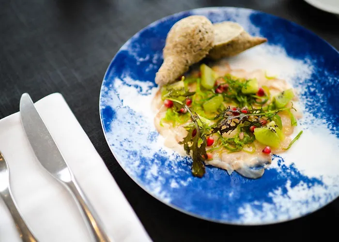 Le Grand De La Hotel 4*