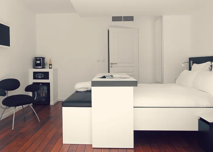 Hotel Le Grand De La 4*