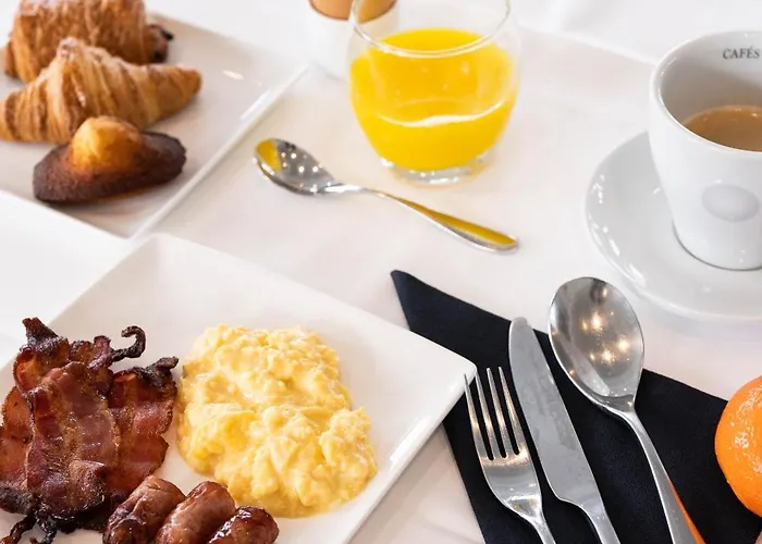 Le Grand De La Hotel 4*